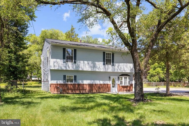 7820 RIDGE RD, Hanover, MD 21076