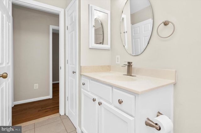 7820 RIDGE RD, Hanover, MD 21076