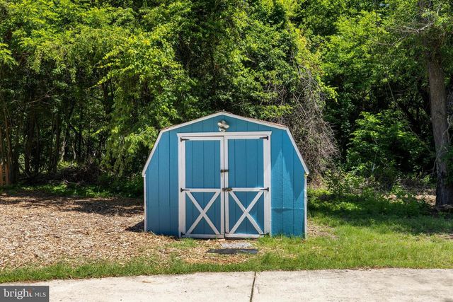 7820 RIDGE RD, Hanover, MD 21076