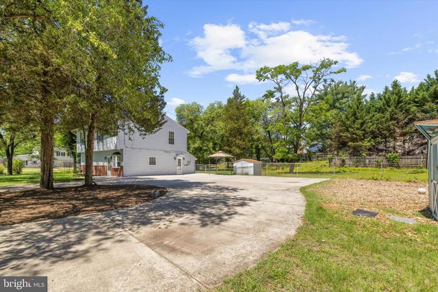 7820 RIDGE RD, Hanover, MD 21076