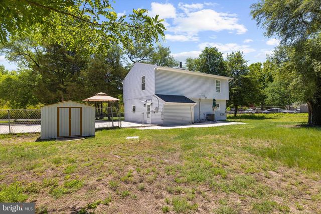 7820 RIDGE RD, Hanover, MD 21076