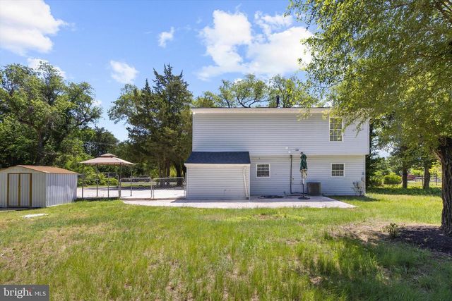 7820 RIDGE RD, Hanover, MD 21076