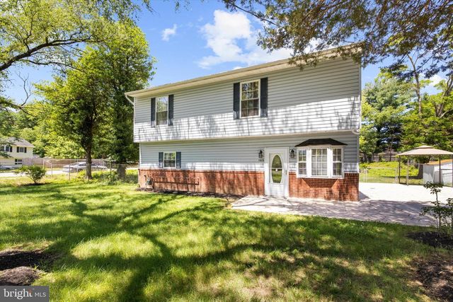 7820 RIDGE RD, Hanover, MD 21076