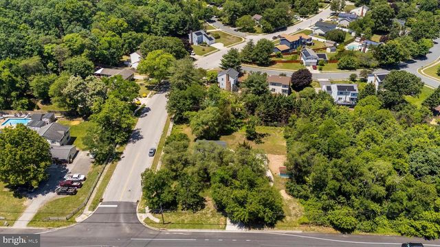 7820 RIDGE RD, Hanover, MD 21076