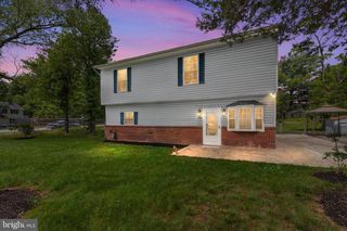 7820 RIDGE RD, Hanover, MD 21076