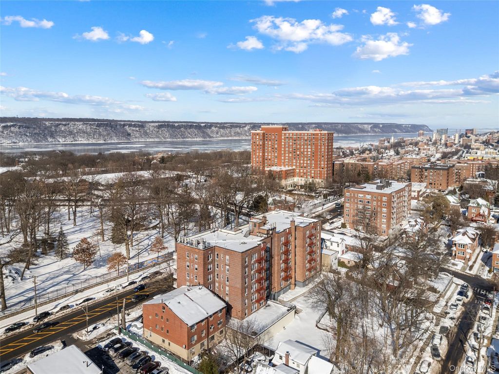6200 Riverdale Avenue 7J, Bronx, NY 10471 — photo 3