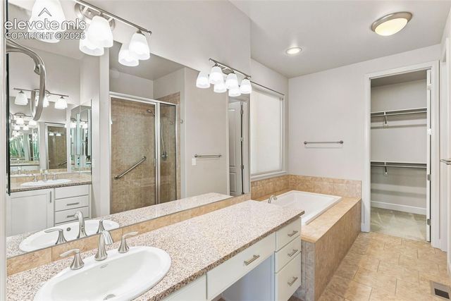 3424 Signature Golf Point, Colorado Springs, CO 80904