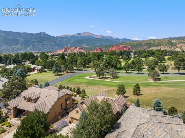 3424 Signature Golf Point, Colorado Springs, CO 80904