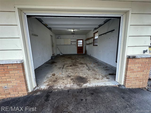 3196 Oakwood Drive, Port Huron, MI 48060