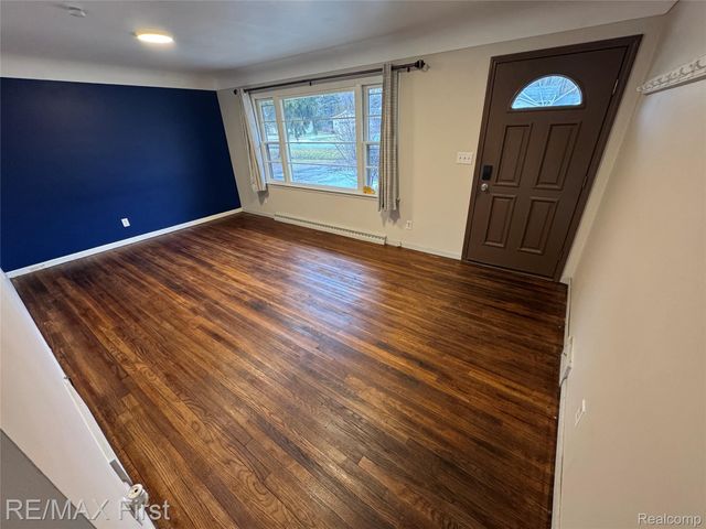 3196 Oakwood Drive, Port Huron, MI 48060