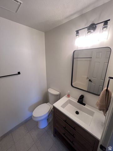 5421 S 2775 W, Roy, UT 84067