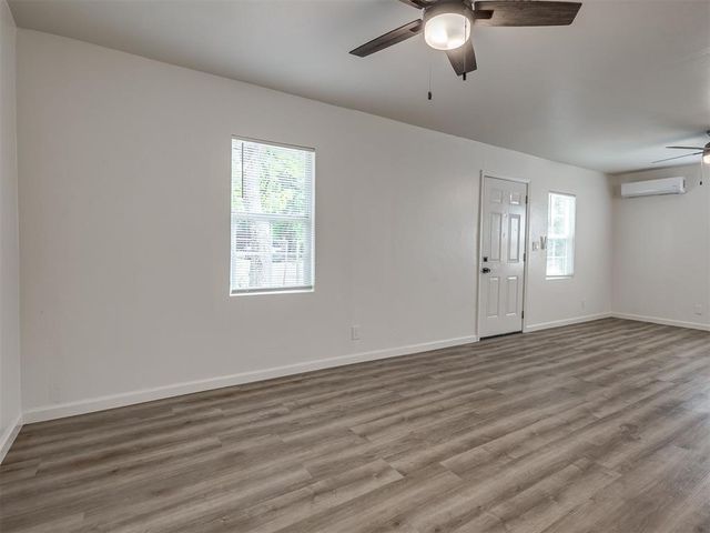 711 SE 22nd Street, Oklahoma City, OK 73129