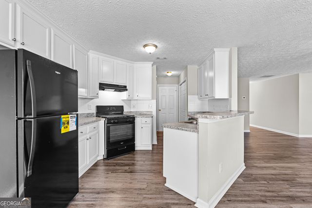 160 Charleston Place, Covington, GA 30016