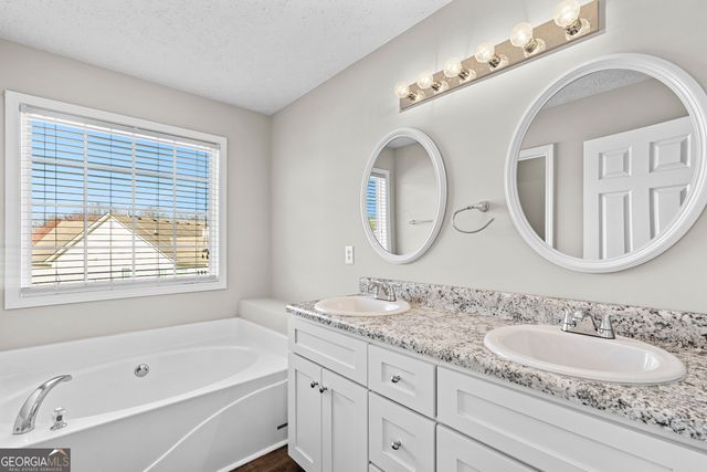 160 Charleston Place, Covington, GA 30016