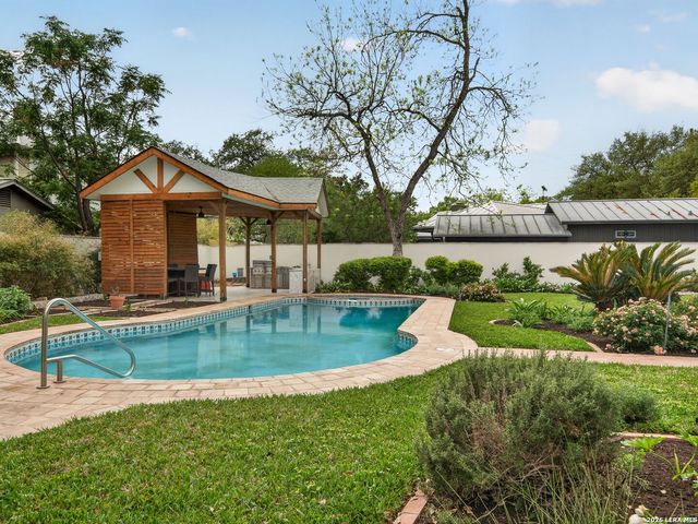7887 N NEW BRAUNFELS AVE, San Antonio, TX 78209