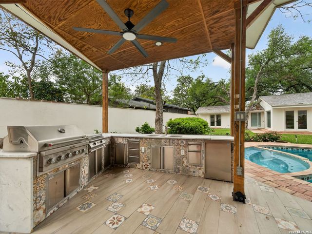 7887 N NEW BRAUNFELS AVE, San Antonio, TX 78209