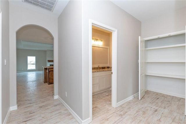 1886 Papa Mori Dr, Corpus Christi, TX 78414