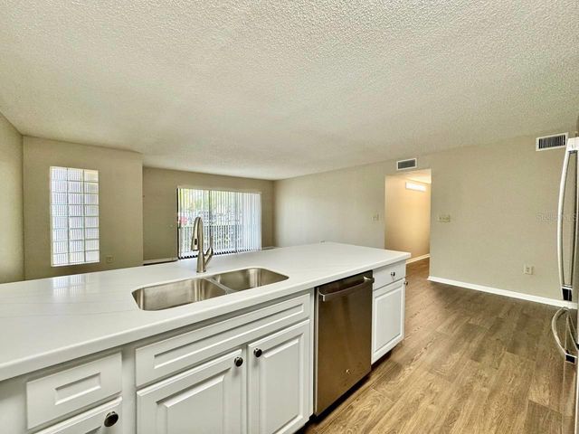 3323 CRYSTAL COURT E A, Palm Harbor, FL 34685