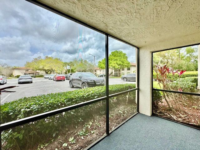 3323 CRYSTAL COURT E A, Palm Harbor, FL 34685