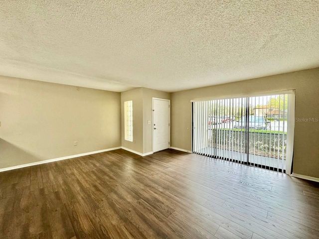 3323 CRYSTAL COURT E A, Palm Harbor, FL 34685