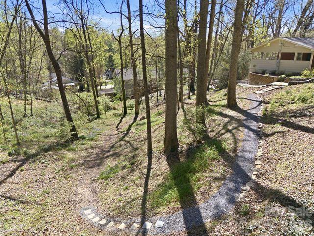 50 Hemlock Street, Arden, NC 28704