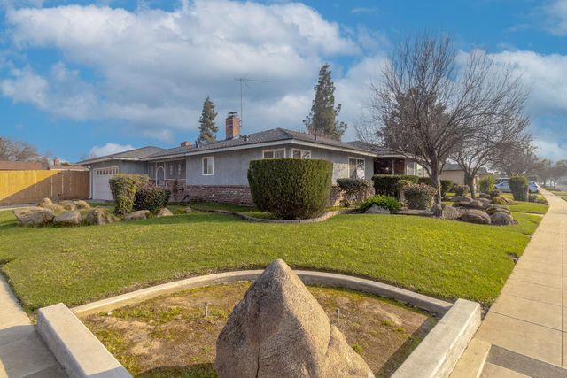 6594 N Fresno Street, Fresno, CA 93710