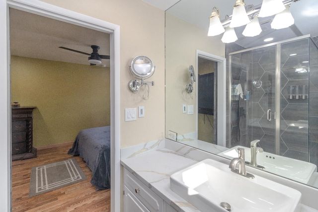 6594 N Fresno Street, Fresno, CA 93710