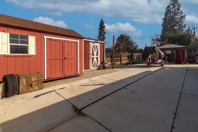 6594 N Fresno Street, Fresno, CA 93710