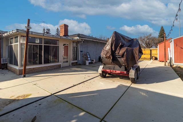 6594 N Fresno Street, Fresno, CA 93710