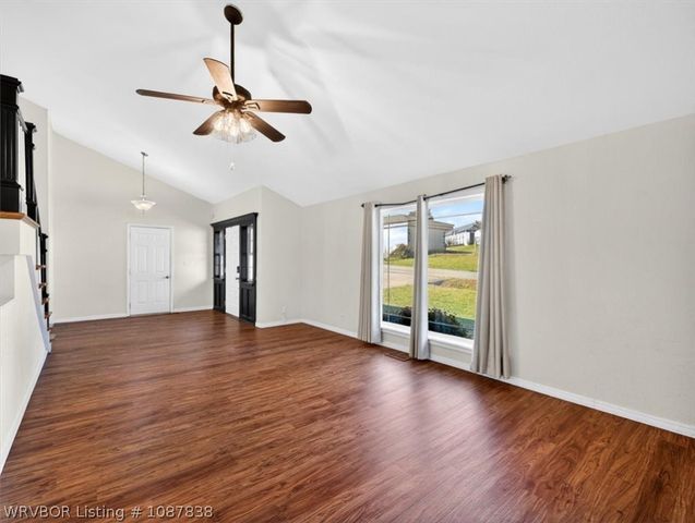 516 Beeler Street, Poteau, OK 74953