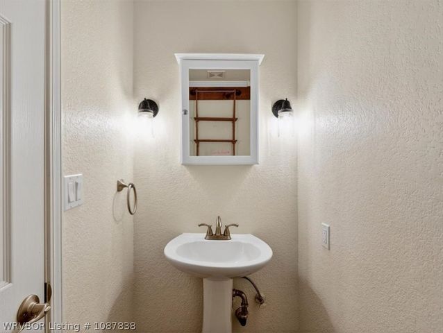 516 Beeler Street, Poteau, OK 74953