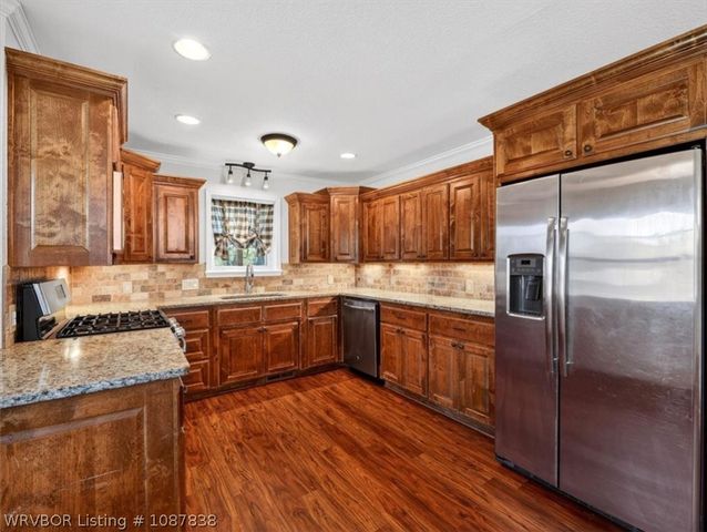 516 Beeler Street, Poteau, OK 74953