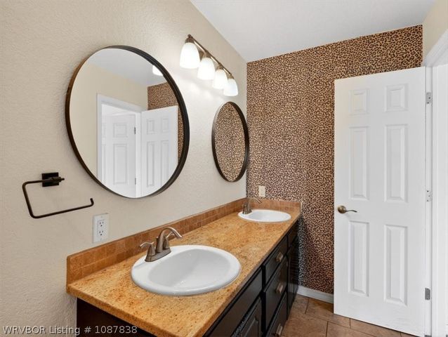 516 Beeler Street, Poteau, OK 74953