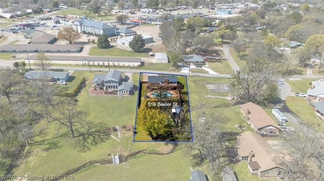 516 Beeler Street, Poteau, OK 74953