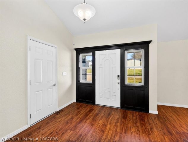 516 Beeler Street, Poteau, OK 74953