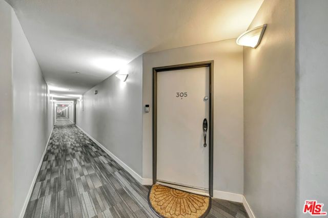 4477 Woodman Avenue 305, Sherman Oaks, CA 91423