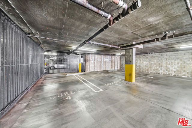 4477 Woodman Avenue 305, Sherman Oaks, CA 91423