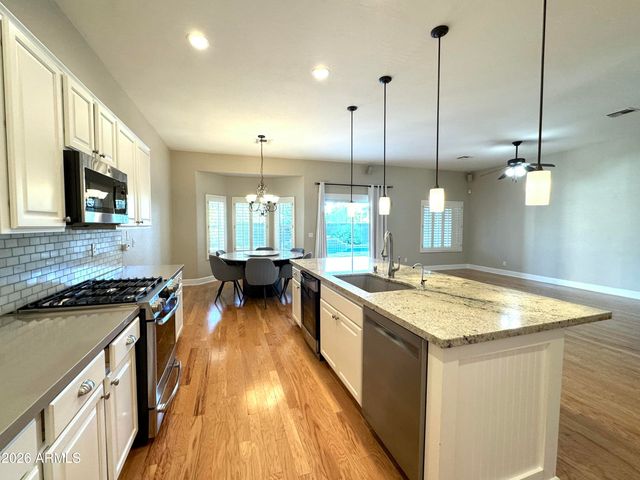 6371 W Tonopah Drive, Glendale, AZ 85308