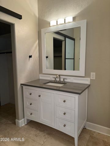 6371 W Tonopah Drive, Glendale, AZ 85308