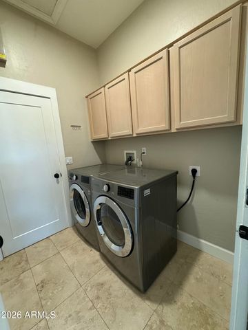 6371 W Tonopah Drive, Glendale, AZ 85308