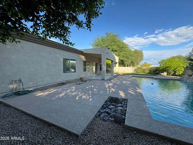 6371 W Tonopah Drive, Glendale, AZ 85308