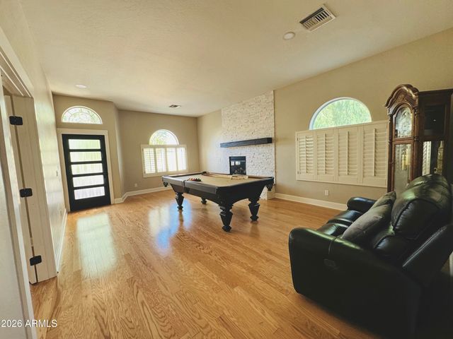 6371 W Tonopah Drive, Glendale, AZ 85308