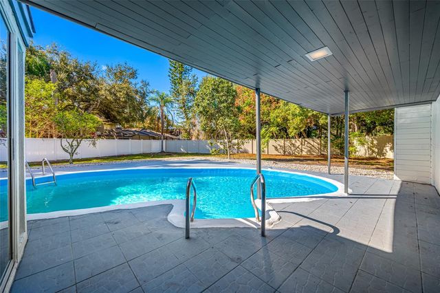 1932 ORO COURT, Clearwater, FL 33764