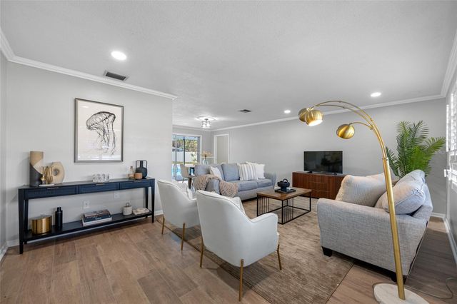 1932 ORO COURT, Clearwater, FL 33764