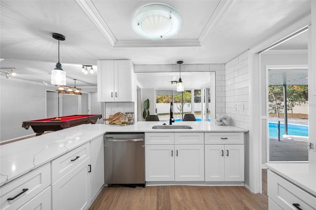 1932 ORO COURT, Clearwater, FL 33764