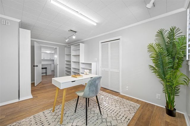 1932 ORO COURT, Clearwater, FL 33764