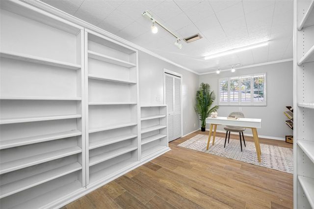 1932 ORO COURT, Clearwater, FL 33764