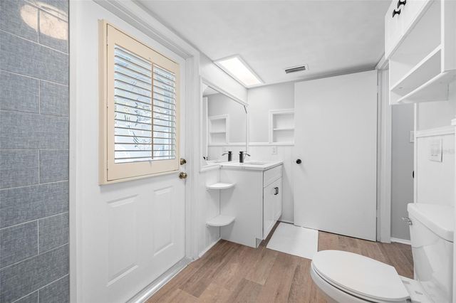 1932 ORO COURT, Clearwater, FL 33764