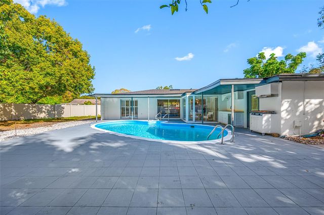 1932 ORO COURT, Clearwater, FL 33764