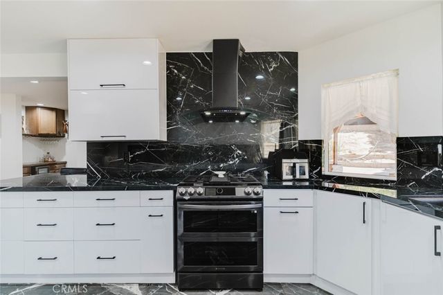 41201 Laidlaw Lane, Quartz Hill, CA 93551